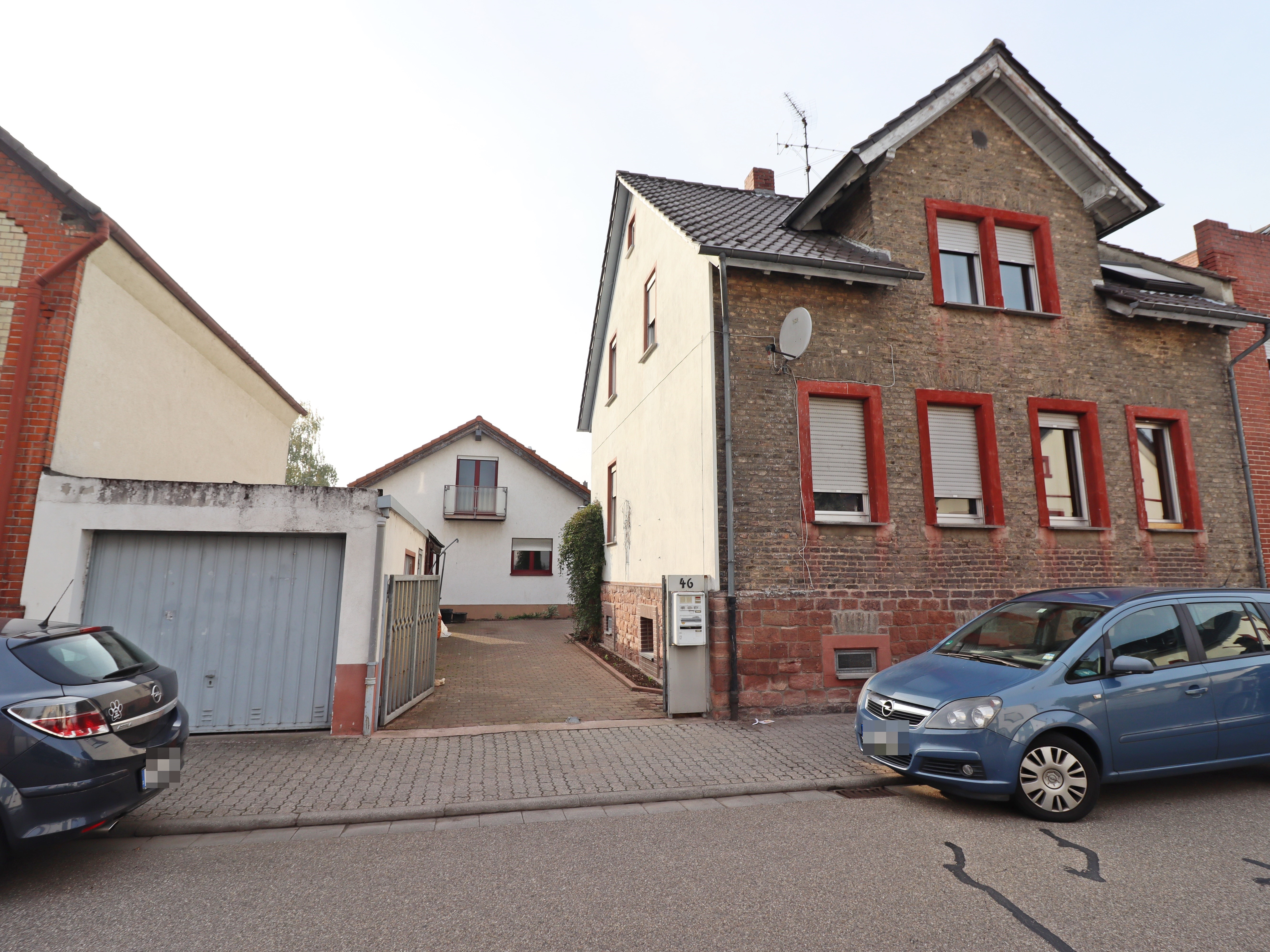 Objekt 1062: Zwei Häuser im Ortskern von Gernsheim
